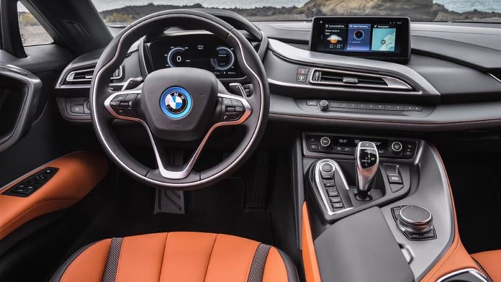 BMW i8 inside