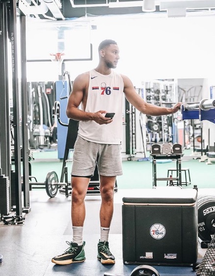 ben simmons on phone at gym