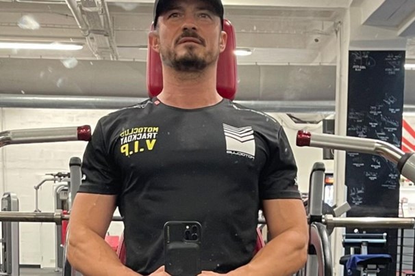 The Workout And Diet Secrets Behind Orlando Bloom S Ripped Bod At 44 Men S Health Magazine Australia