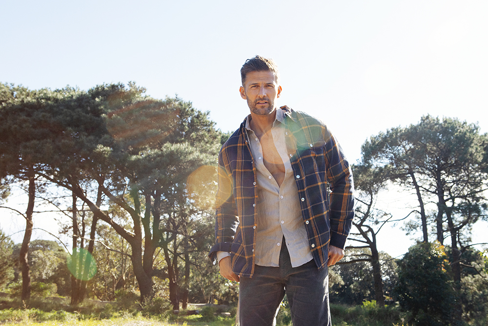 TIm Robard's covers the September 2022 issue of Men's Health Australia
